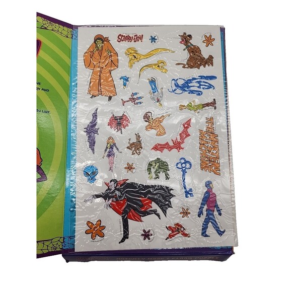 Scooby Doo Activity Book And Floor Puzzle . Board Book ,2006 , Warner Brothers - Picture 3 of 7